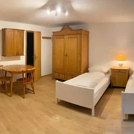 Kleine Bleibe Apartment