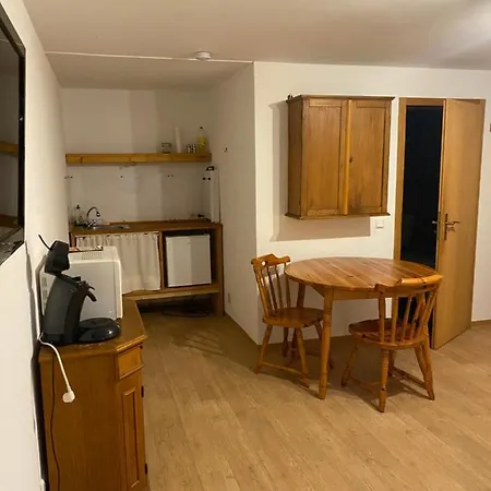 Apartment Kleine Bleibe *